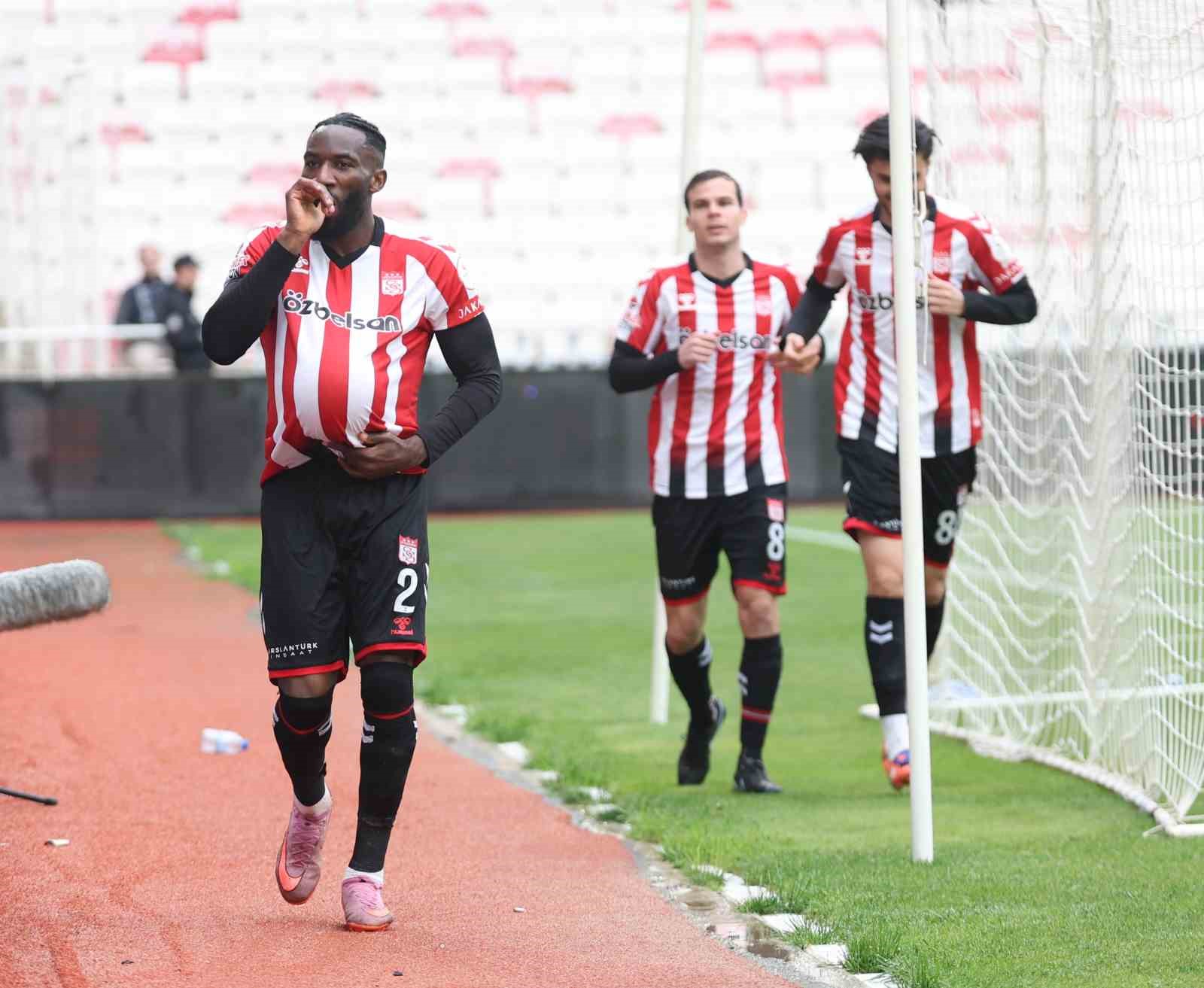 trendyol 1 lig ozbelsan sivasspor 2 igdir fk 1 18 y33hQhIP