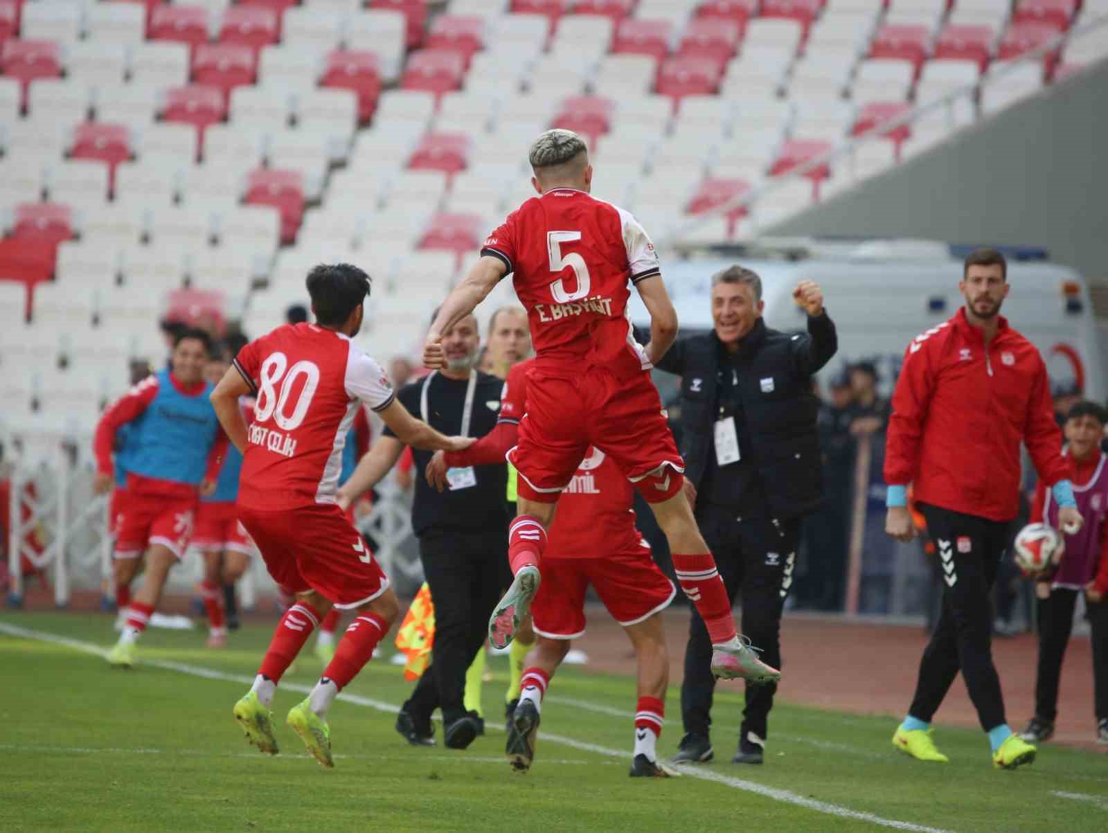 trendyol 1 lig ozbelsan sivasspor 3 manisa fk 2 13 n4j9uMXA