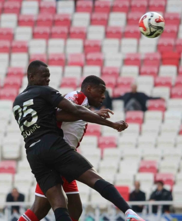 trendyol-1-lig-ozbelsan-sivasspor-3-manisa-fk-2-TpQL46Hz.jpg