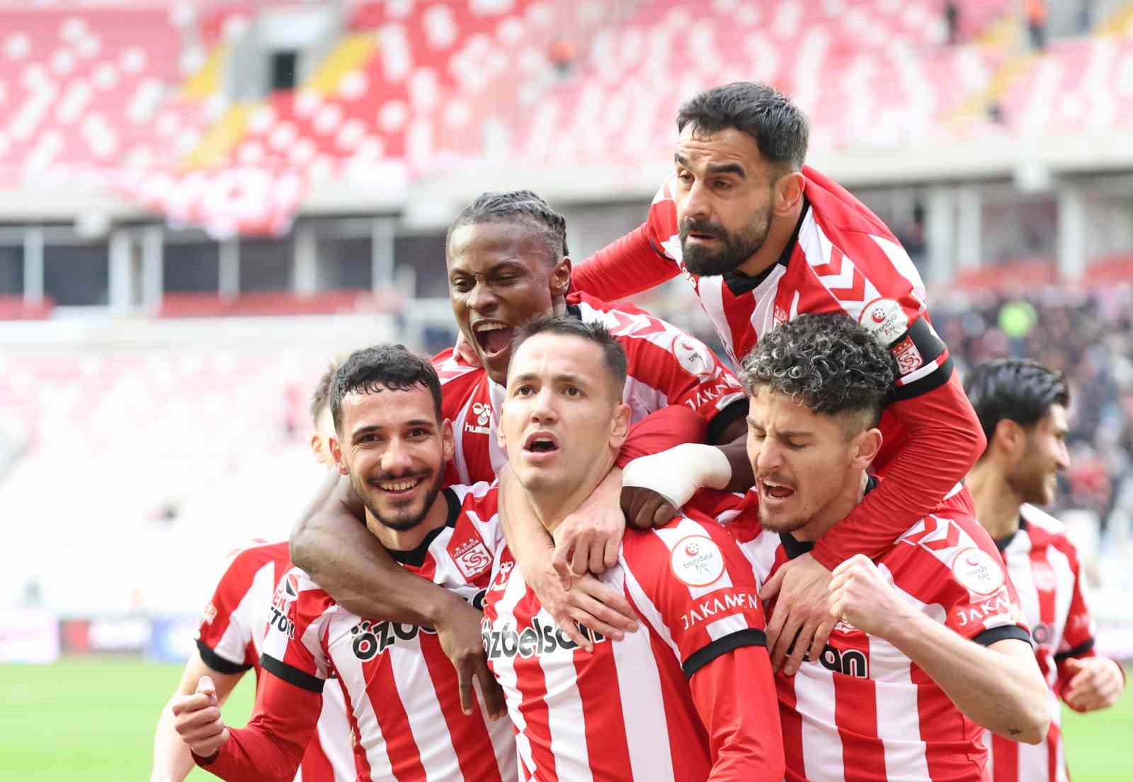 Trendyol 1. Lig: Özbelsan Sivasspor: 3 - Vanspor FK: 3 5 trendyol 1 lig ozbelsan sivasspor 3 vanspor fk 3 1 IkbQWKNe
