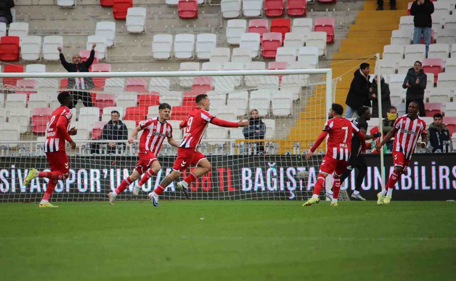 Trendyol 1. Lig: Özbelsan Sivasspor: 3 - Vanspor FK: 3 19 trendyol 1 lig ozbelsan sivasspor 3 vanspor fk 3 15 TUL5MV2c
