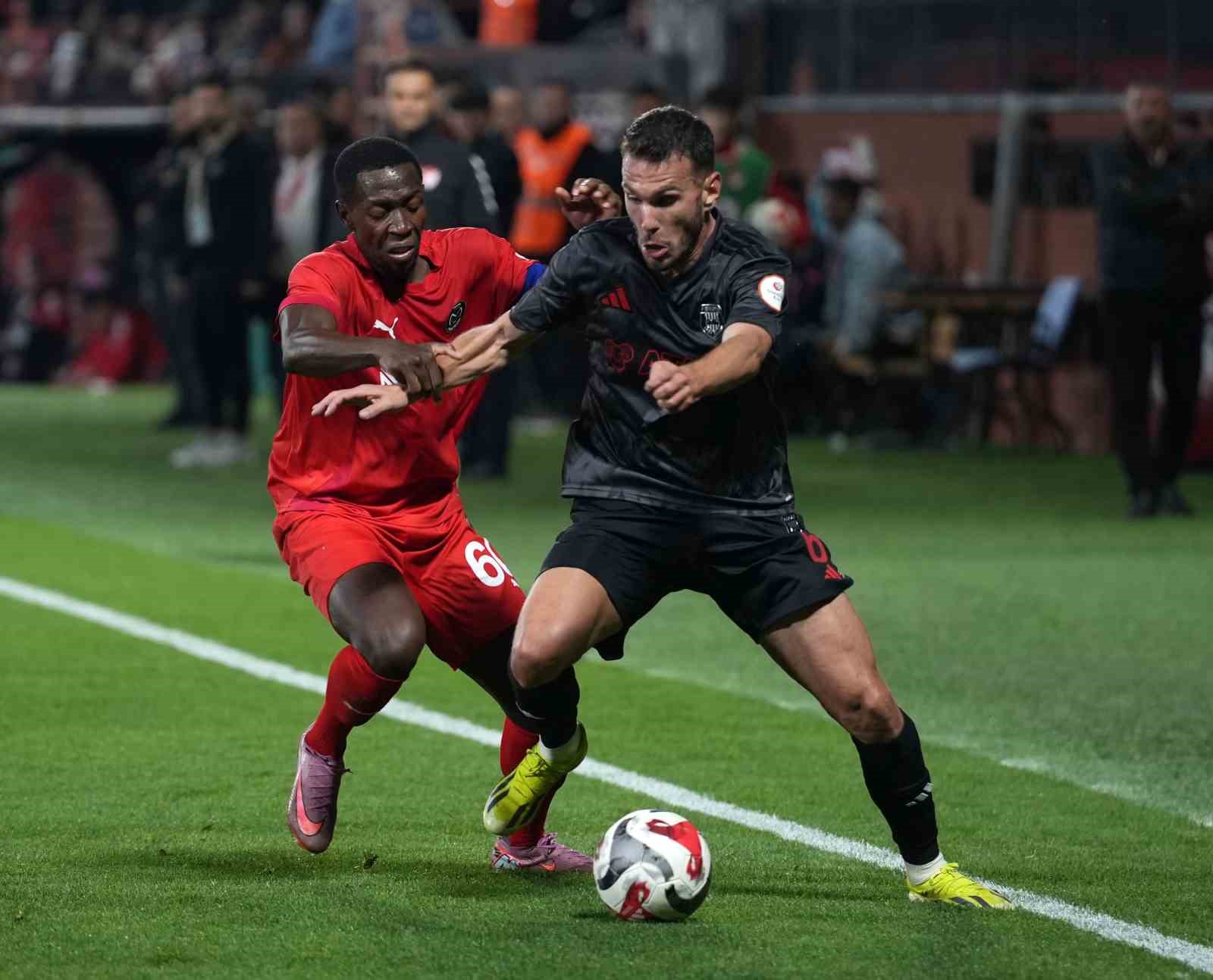 trendyol 1 lig pendikspor 2 manisa fk 0 27 1sXApCmJ