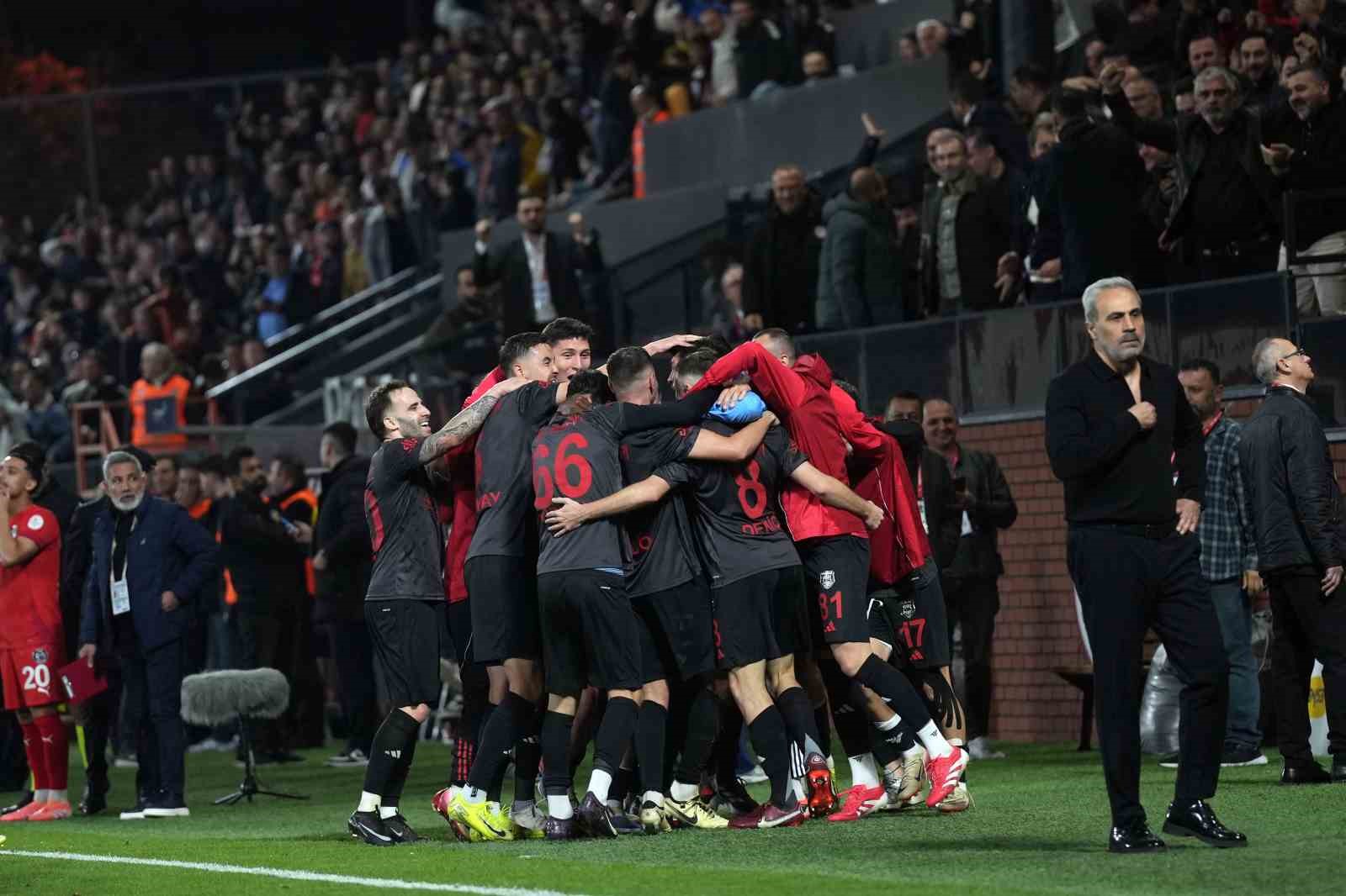 trendyol 1 lig pendikspor 2 manisa fk 0 39 OE3AUf1B