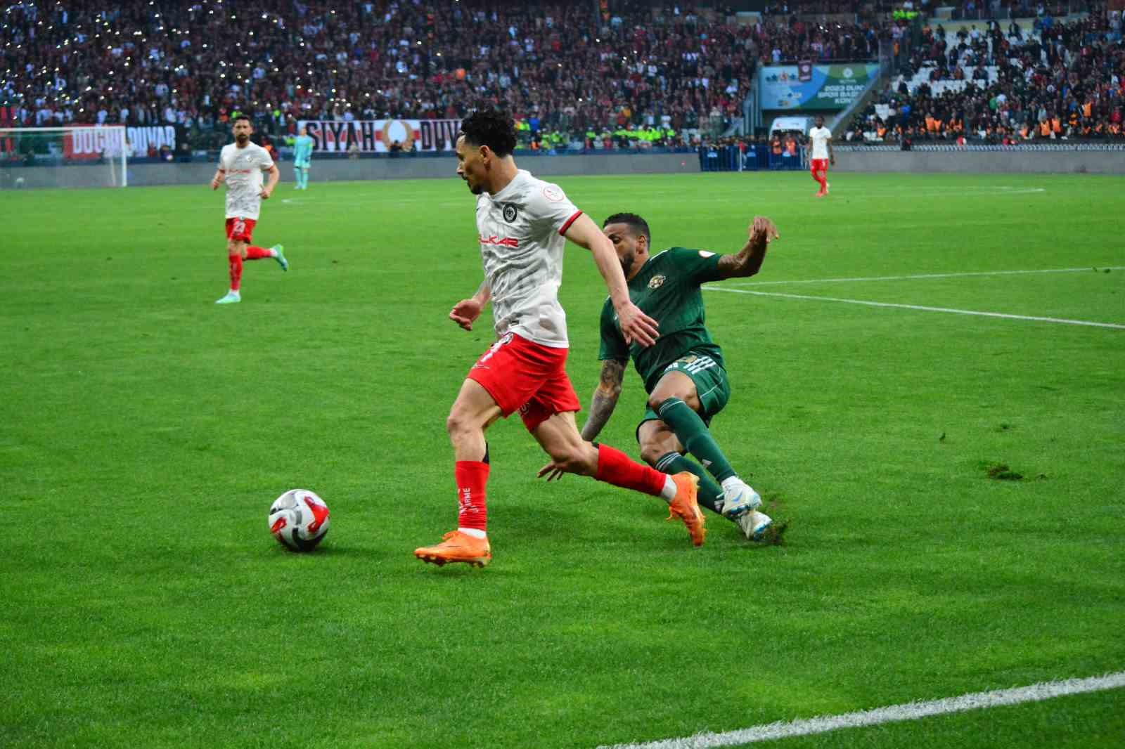 trendyol 1 lig play off final esenler erokspor 0 corum fk 1 ilk yari 1H9qrvID