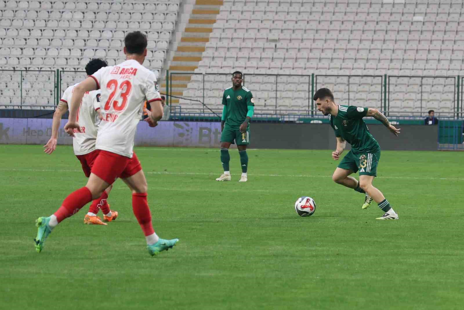 trendyol 1 lig play off final esenler erokspor 0 corum fk 1 ilk yari enfQpzEI
