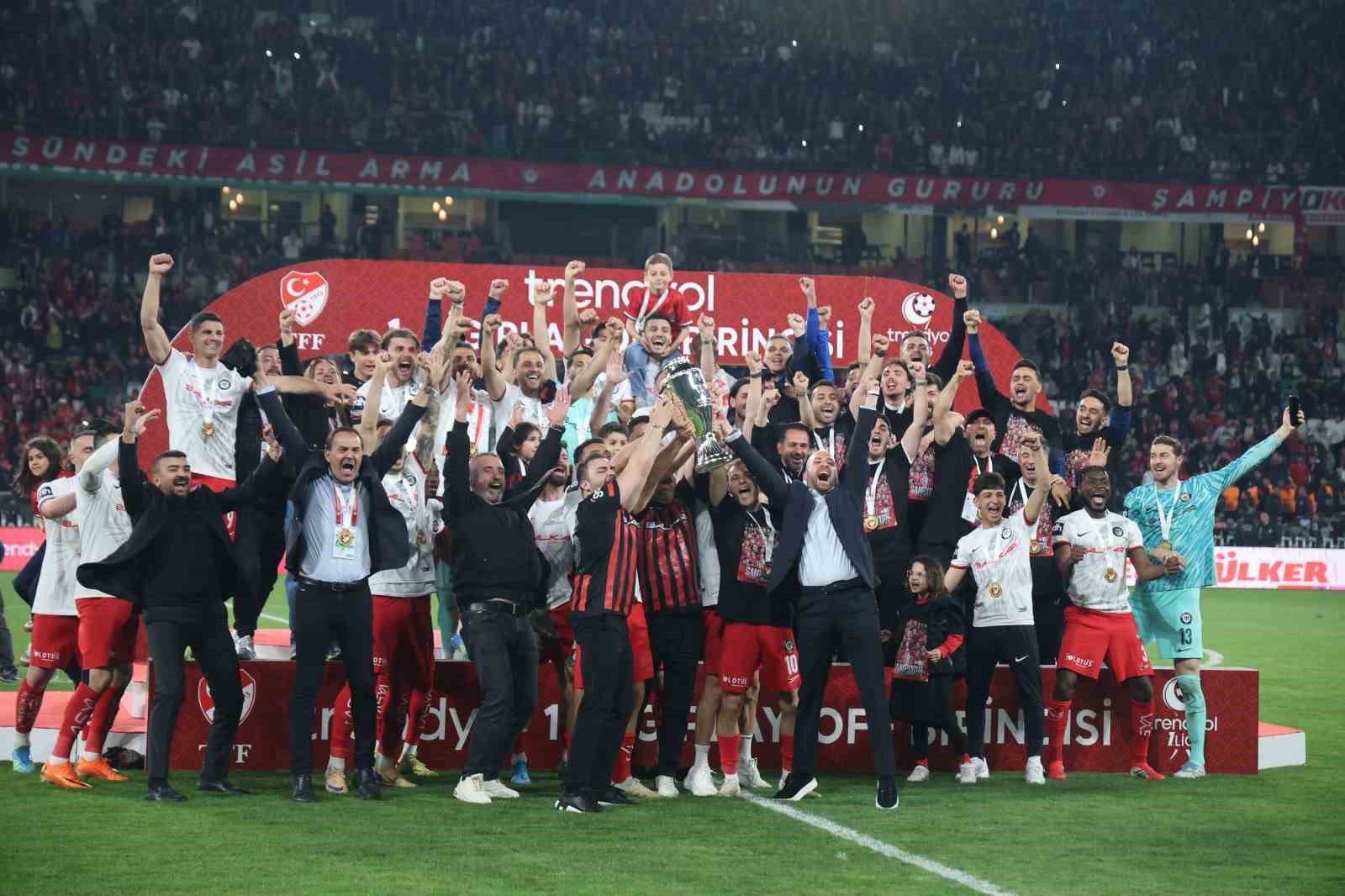 Trendyol 1. Lig play-off şampiyonu Çorum FK kupasına kavuştu 15 trendyol 1 lig play off sampiyonu corum fk kupasina kavustu 11 Zbi66abb