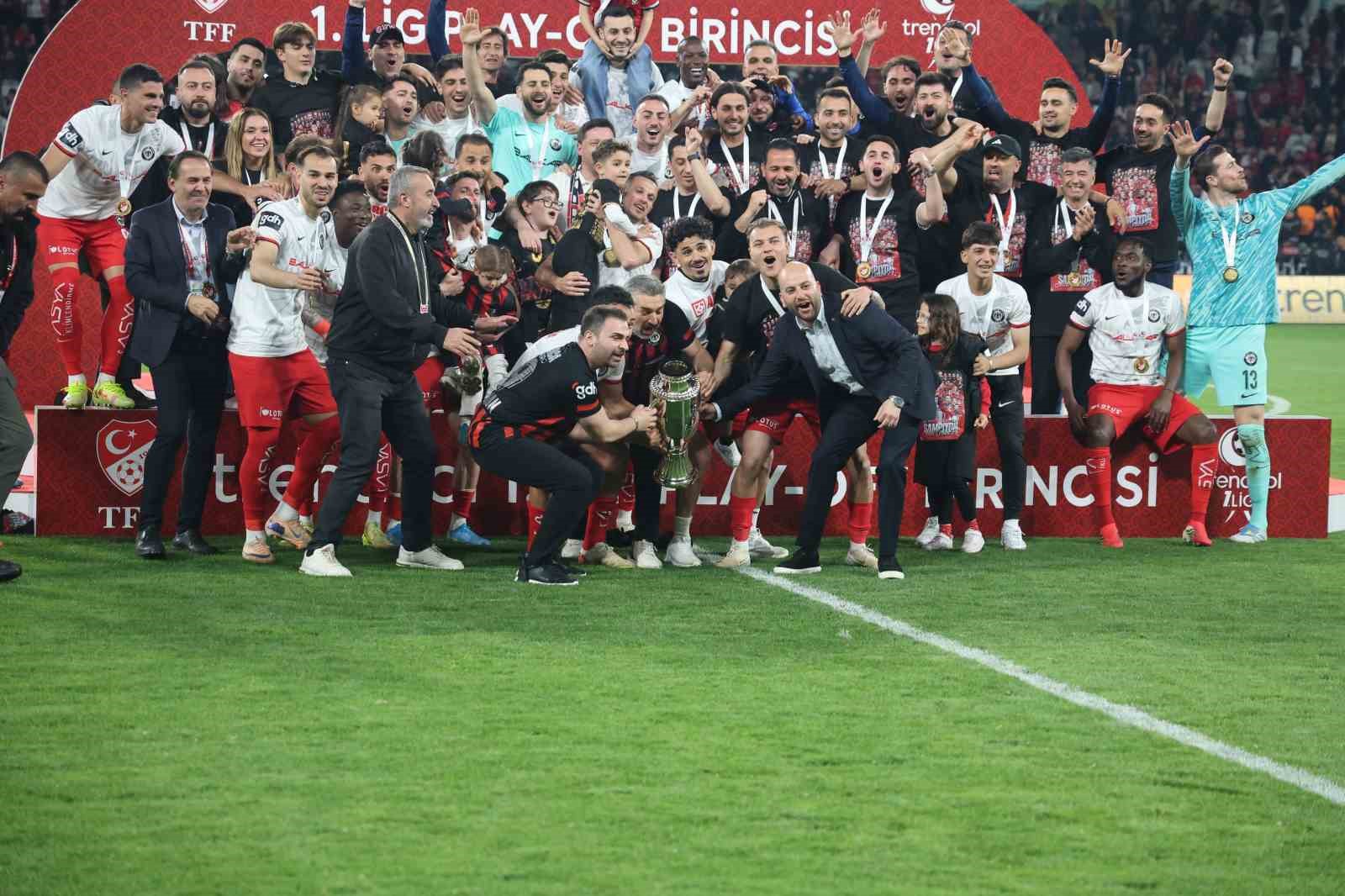 Trendyol 1. Lig play-off şampiyonu Çorum FK kupasına kavuştu 13 trendyol 1 lig play off sampiyonu corum fk kupasina kavustu 9 mJa4b1SB