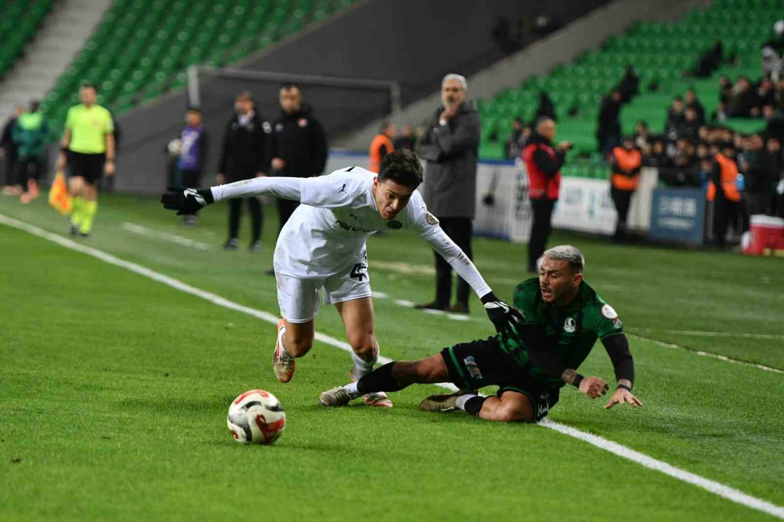 Trendyol 1. Lig: Sakaryaspor: 0 - Manisa Futbol Kulübü: 2 5 trendyol 1 lig sakaryaspor 0 manisa futbol kulubu 2 1 a3PfadyR