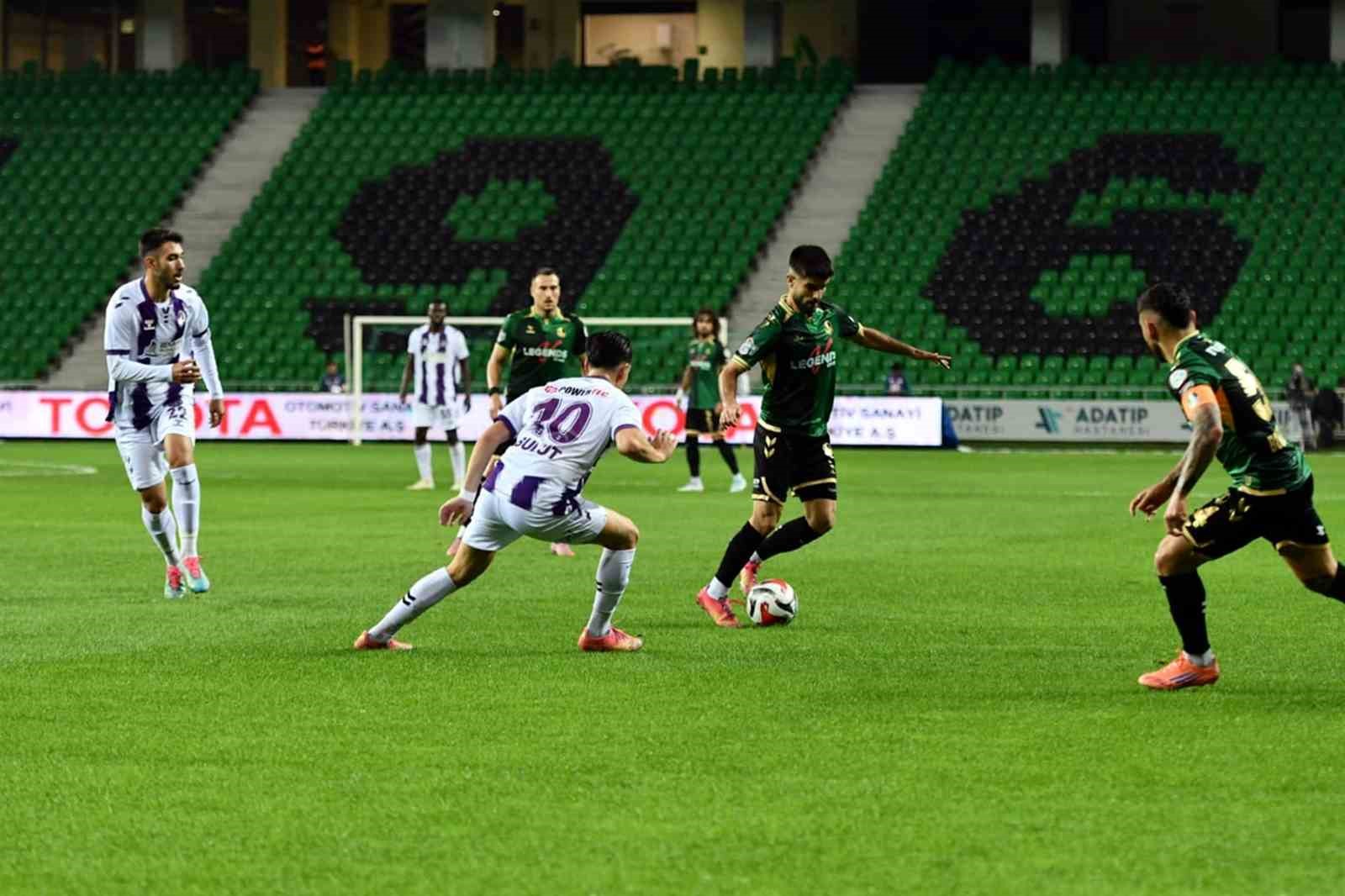 trendyol 1 lig sakaryaspor 1 ankara keciorengucu 0 2 kncRA9fT