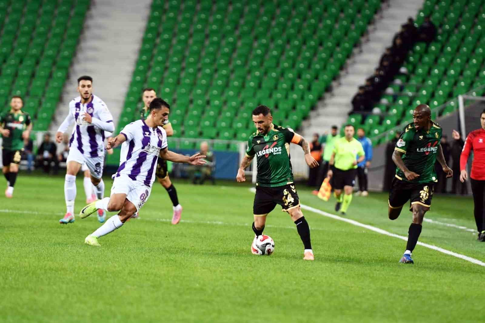trendyol 1 lig sakaryaspor 1 ankara keciorengucu 0 4 Np3gVSV1