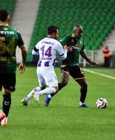 trendyol-1-lig-sakaryaspor-1-ankara-keciorengucu-0-sIlHDjeu.jpg