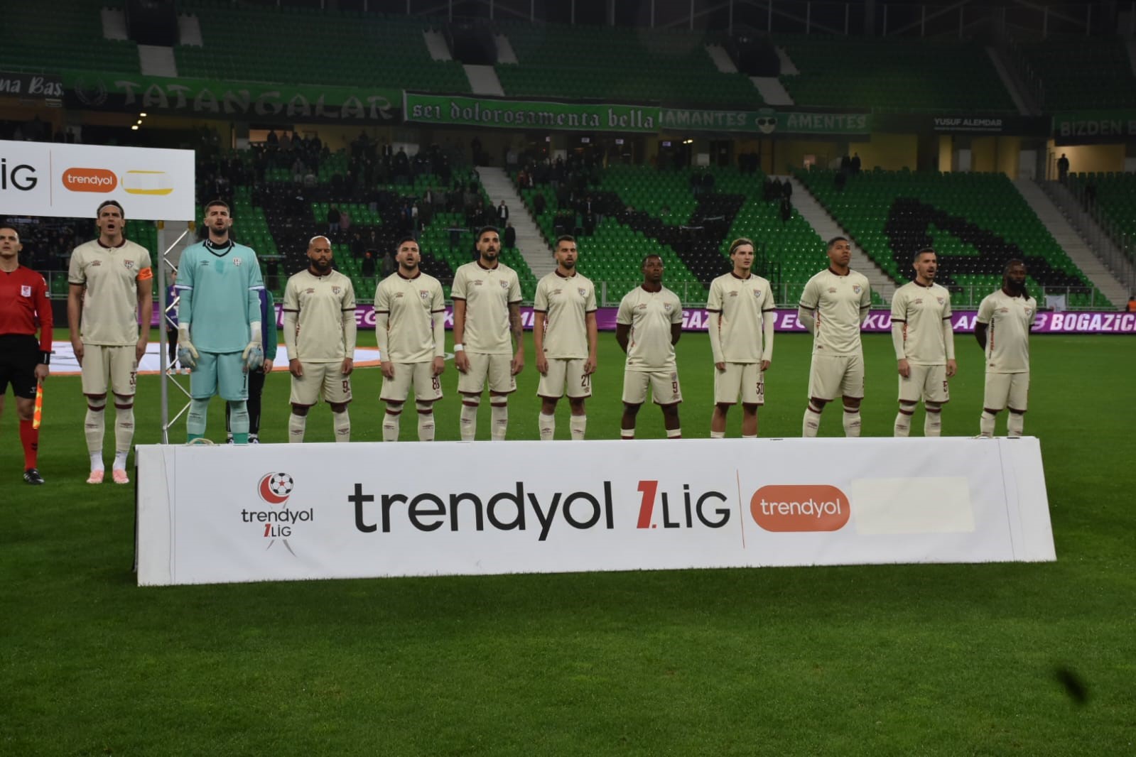 Trendyol 1. Lig: Sakaryaspor: 1 - Bandırmaspor: 1 9 trendyol 1 lig sakaryaspor 1 bandirmaspor 1 5 WC389FkA