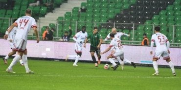 trendyol-1-lig-sakaryaspor-1-umraniyespor-1-1QQZAU2c.jpg