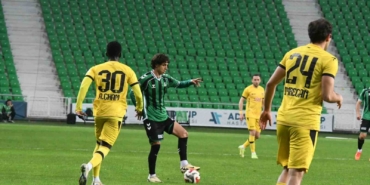 trendyol-1-lig-sakaryaspor-2-istanbulspor-2-1pyZnEWC.jpg