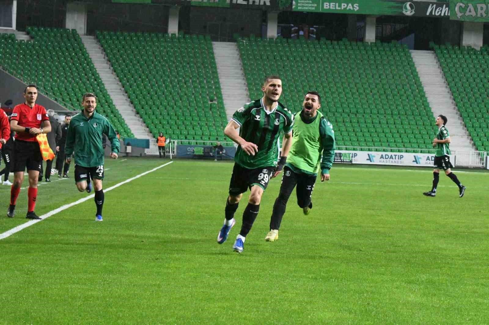 trendyol 1 lig sakaryaspor 2 istanbulspor 2 2 qS2DB7s2