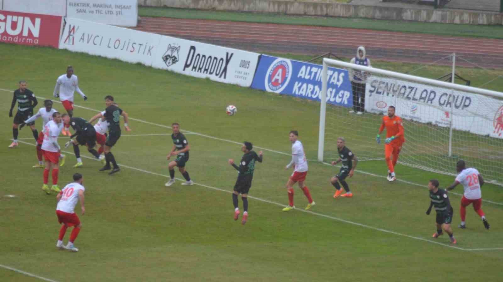 Trendyol 1. Lig: Serikspor: 1 - Boluspor: 4 6 trendyol 1 lig serikspor 1 boluspor 4 2 ESfOhWH9