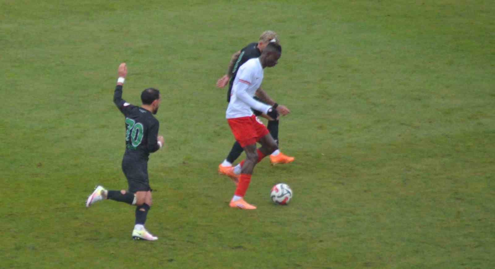 Trendyol 1. Lig: Serikspor: 1 - Boluspor: 4 7 trendyol 1 lig serikspor 1 boluspor 4 3 MSwKyAG1