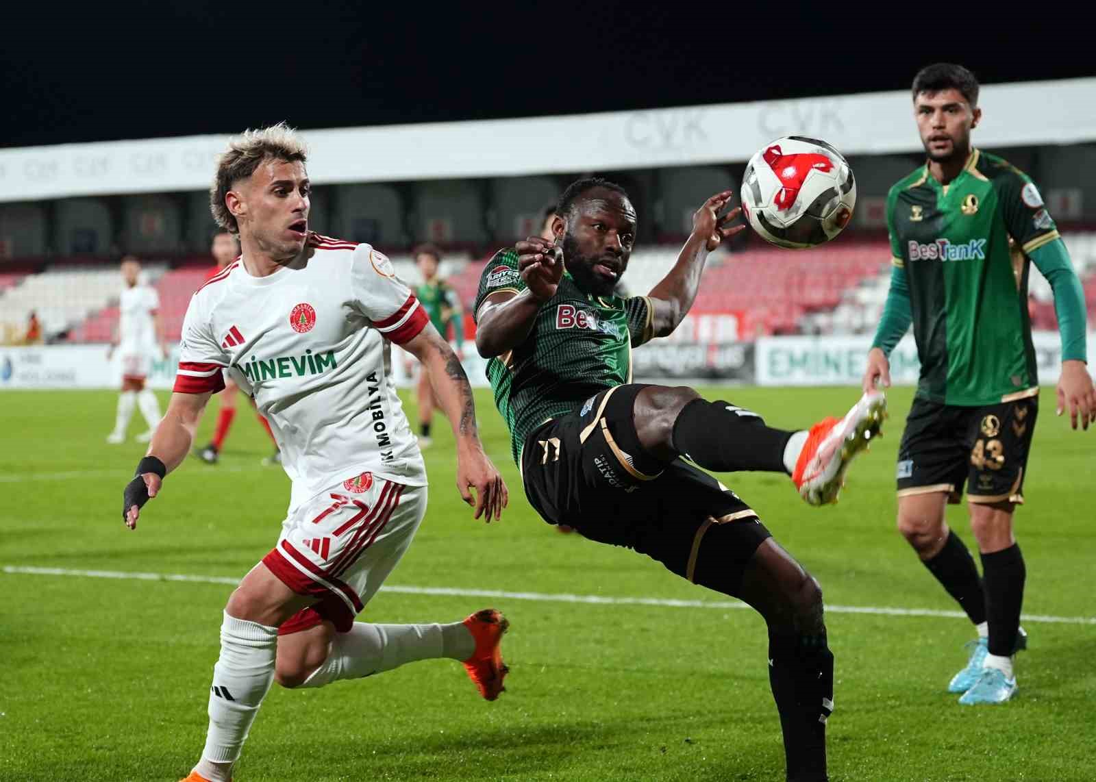 trendyol 1 lig umraniyespor 2 sakaryaspor 0 12 kETND4V7