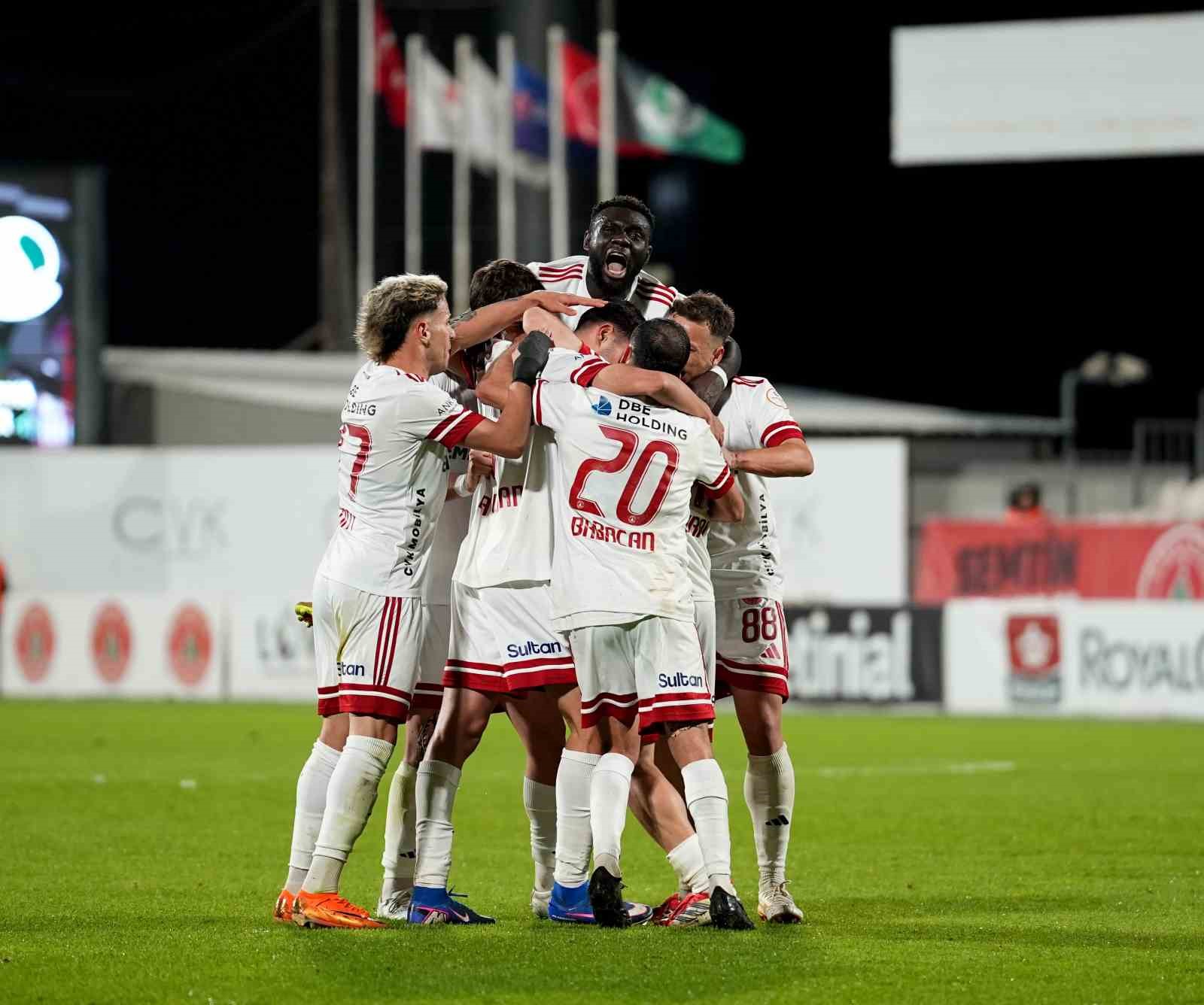 trendyol 1 lig umraniyespor 2 sakaryaspor 0 15 uvG5UDm8