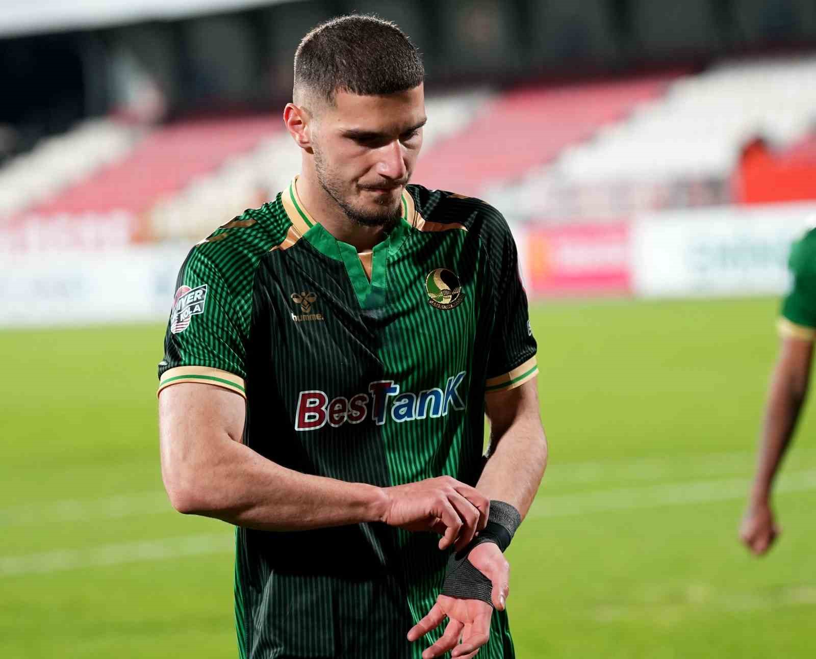 trendyol 1 lig umraniyespor 2 sakaryaspor 0 25 DkZ9E9yT