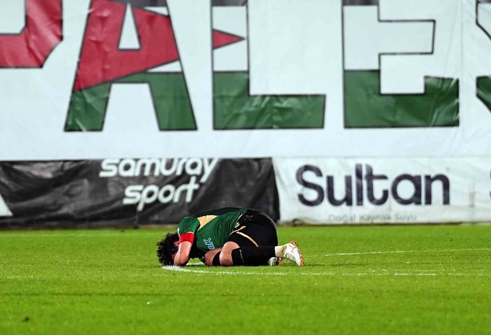 trendyol 1 lig umraniyespor 2 sakaryaspor 0 37 rYp89yvR
