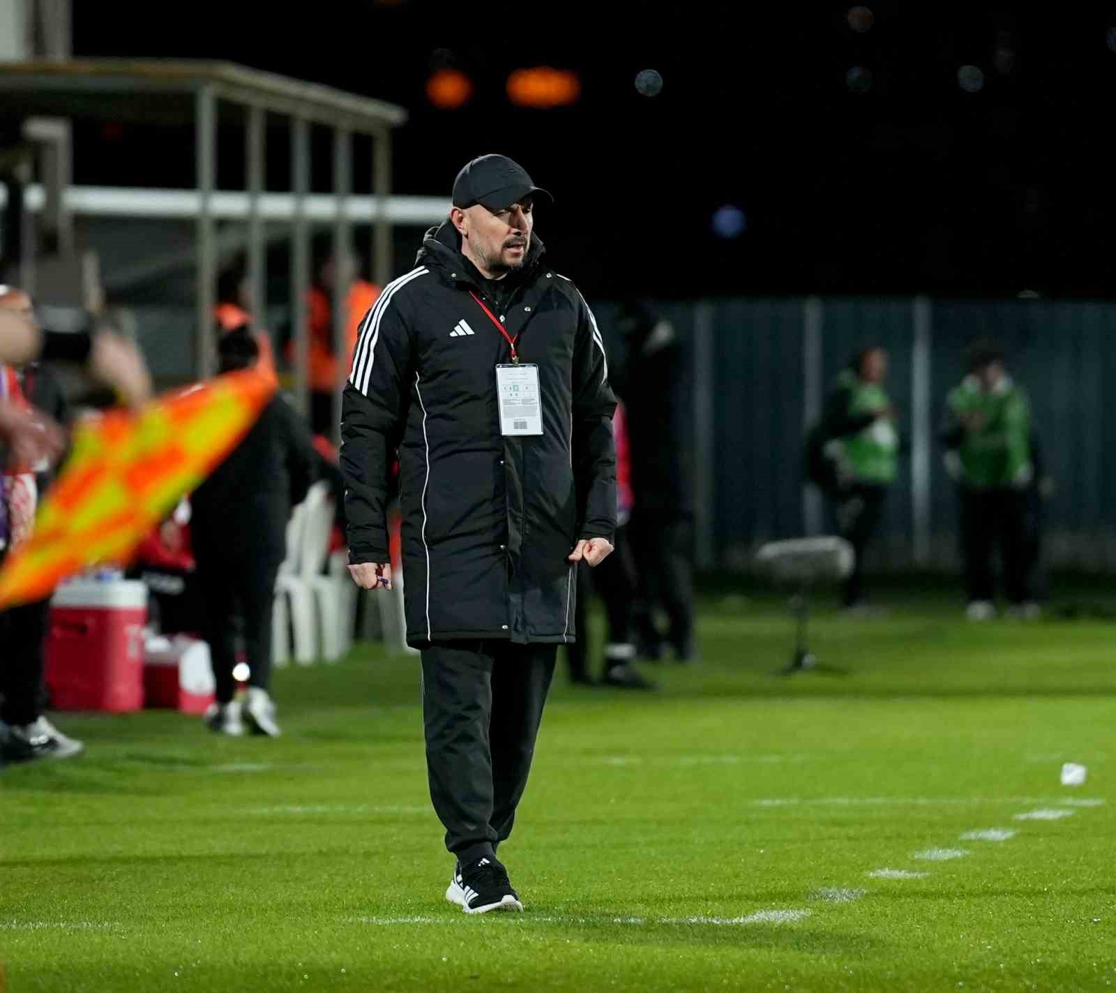 trendyol 1 lig umraniyespor 2 sakaryaspor 0 6 XnvVnL7I