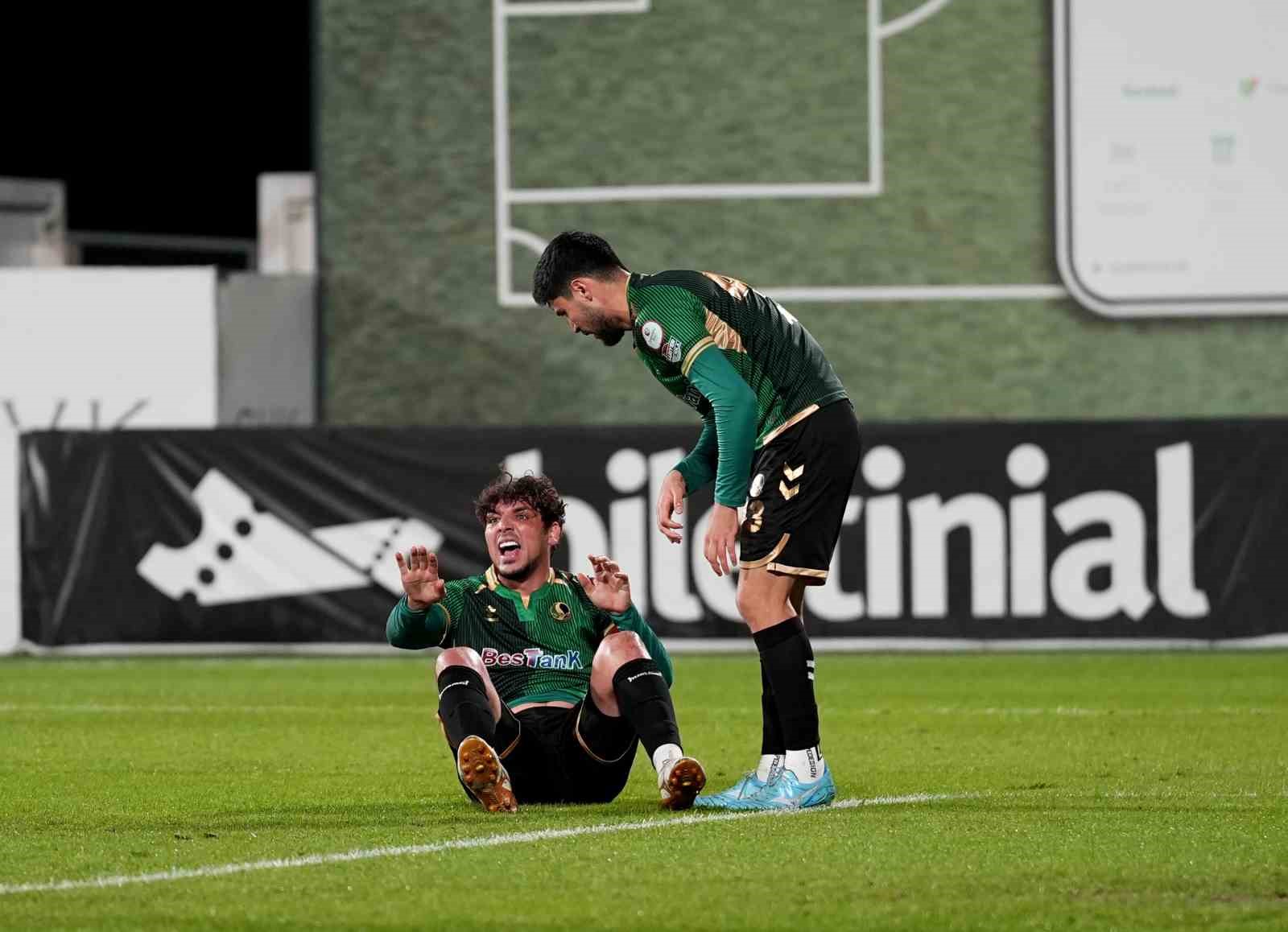 trendyol 1 lig umraniyespor 2 sakaryaspor 0 8 3lSlMtOI