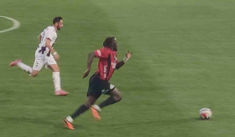 trendyol-1-lig-vanspor-fk-1-ankara-keciorengucu-1-jHWNiBT2.jpg
