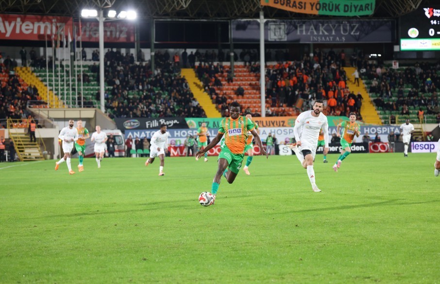 trendyol super lig alanyaspor 0 antalyaspor 0 ilk yari 4 48qb4hgP