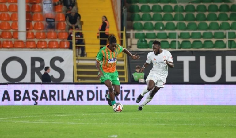 trendyol-super-lig-alanyaspor-0-antalyaspor-0-ilk-yari-Ma8mpwE8.jpg
