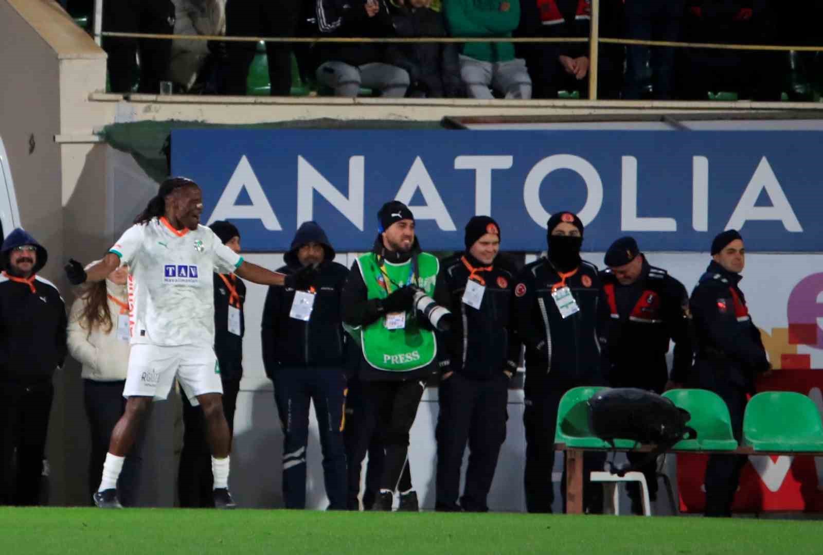 trendyol super lig alanyaspor 2 fenerbahce 1 ilk yari 19