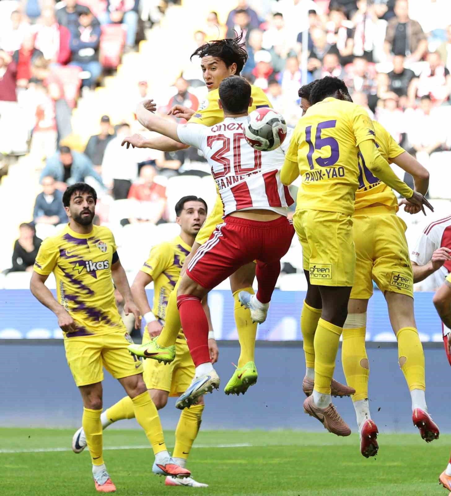 trendyol super lig antalyaspor 0 eyupspor 0 ilk yari 14 hWZn5VWL