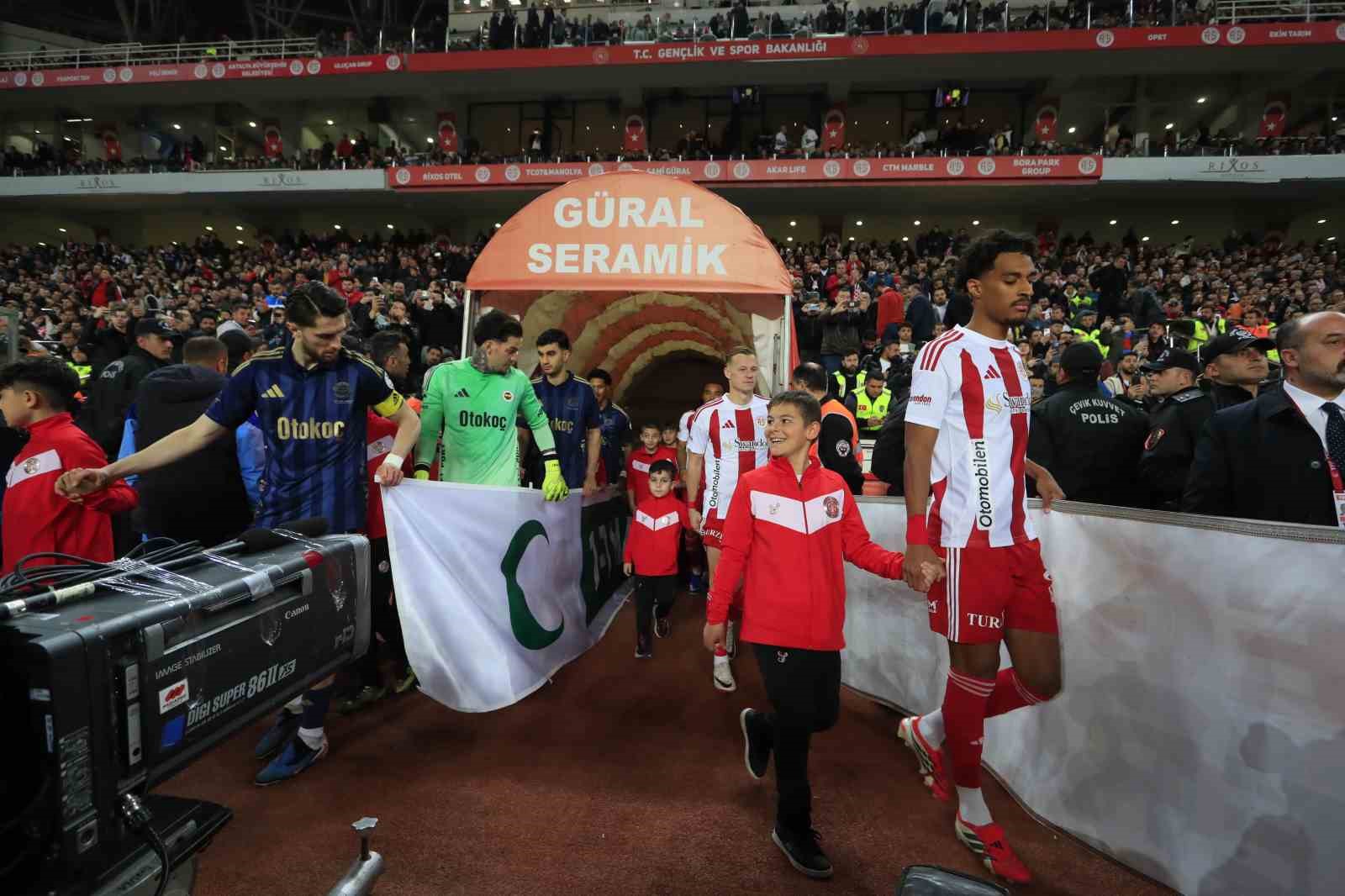 trendyol super lig antalyaspor 0 fenerbahce 0 mac devam ediyor 0 hntpHCLl