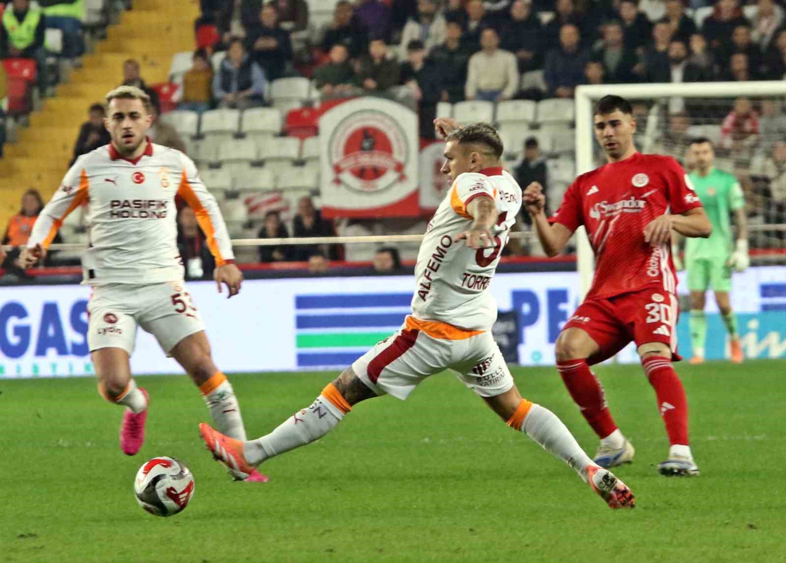 trendyol super lig antalyaspor 0 galatasaray 2 15 bYdVdnpF