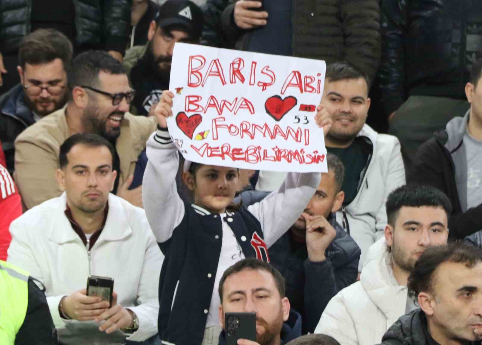 trendyol super lig antalyaspor 0 galatasaray 2 6 4k9O8FF7
