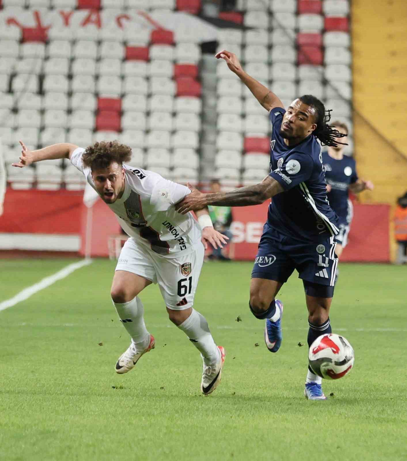 trendyol super lig antalyaspor 0 gaziantep fk 0 ilk yari 21 aBeWXwVm