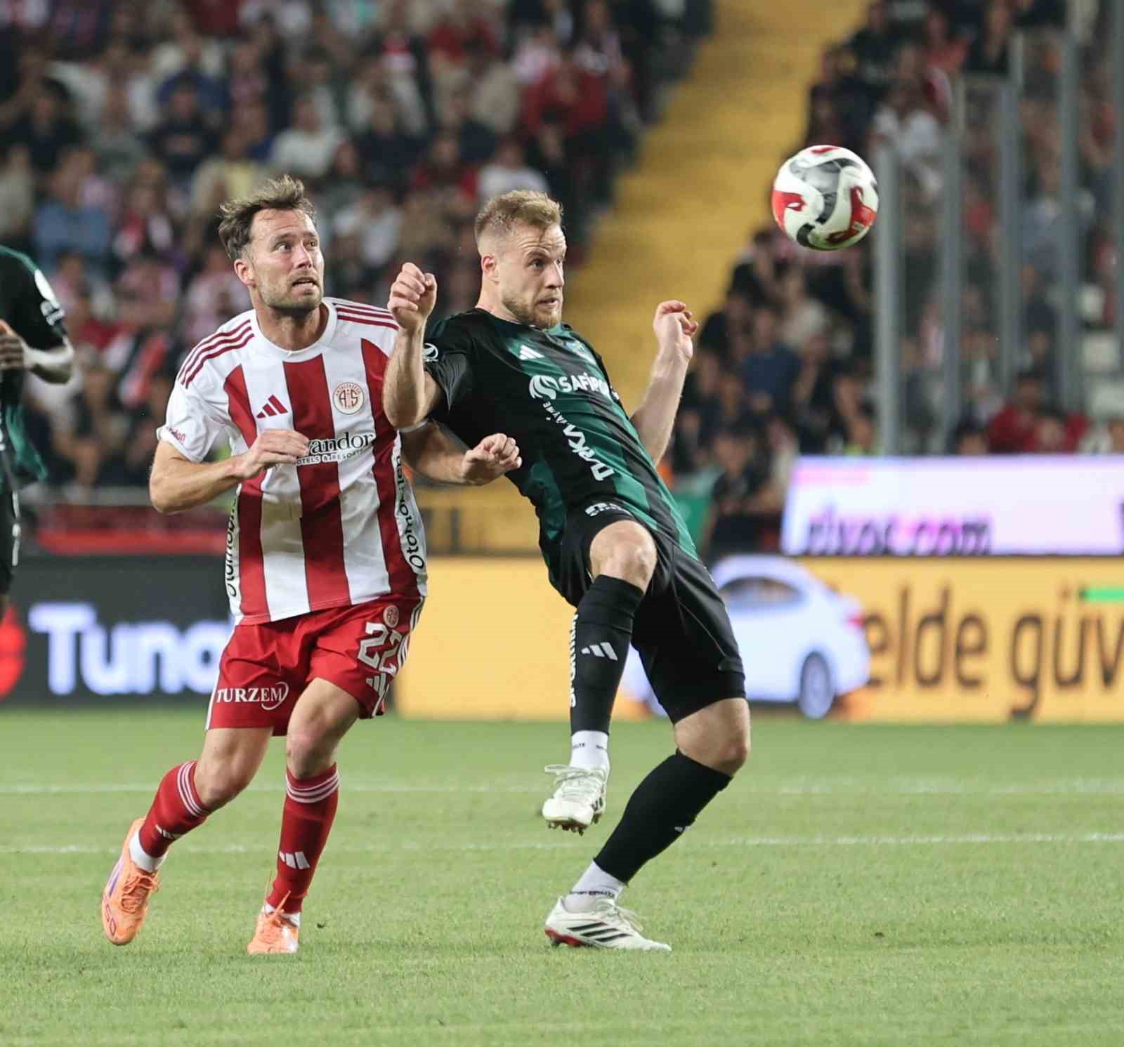 trendyol super lig antalyaspor 0 kocaelispor 0 ilk yari 5