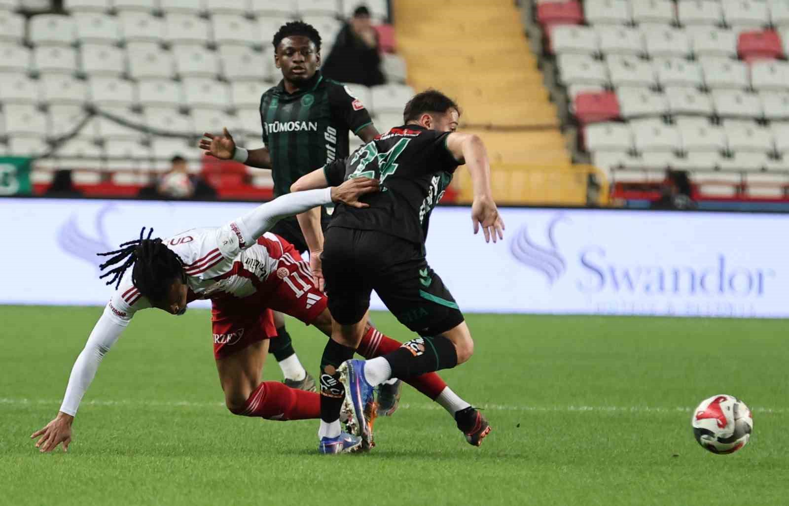 trendyol super lig antalyaspor 0 konyaspor 0 ilk yari 1 s5Dr6pkS