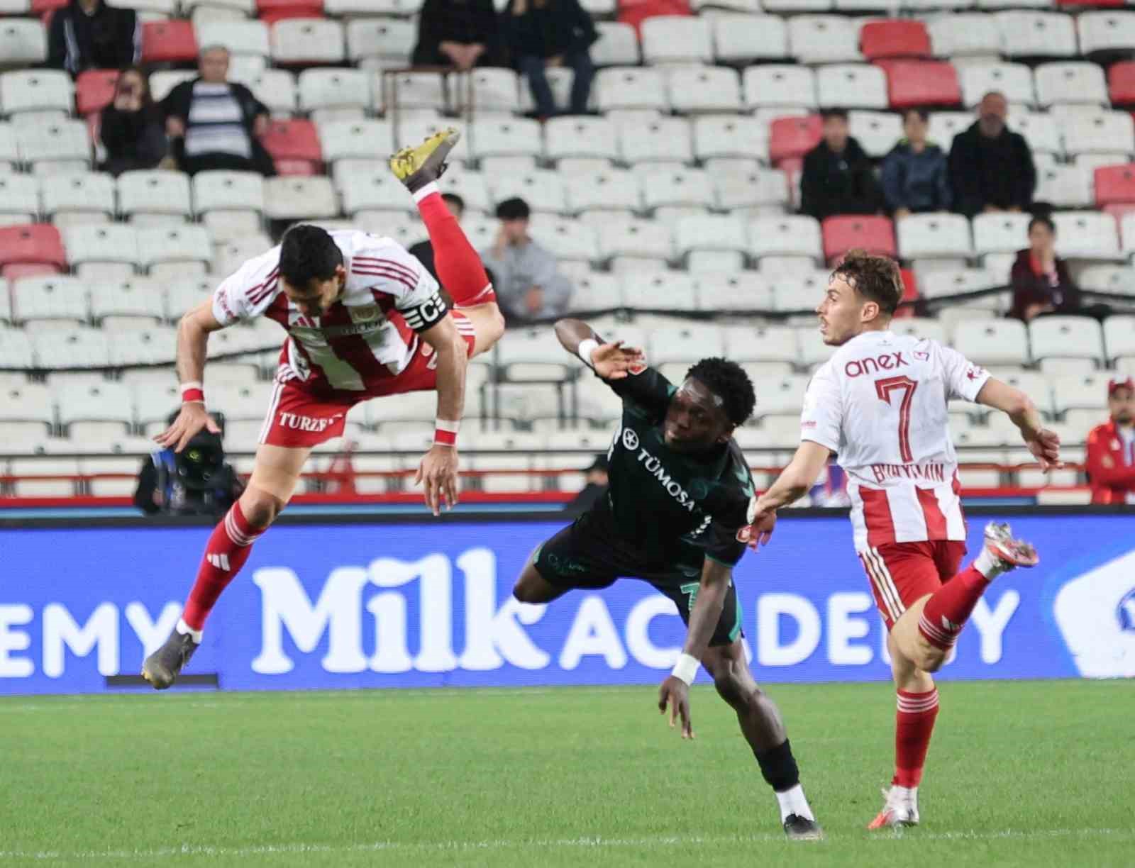 trendyol super lig antalyaspor 0 konyaspor 0 ilk yari 10 2gSfQVrO
