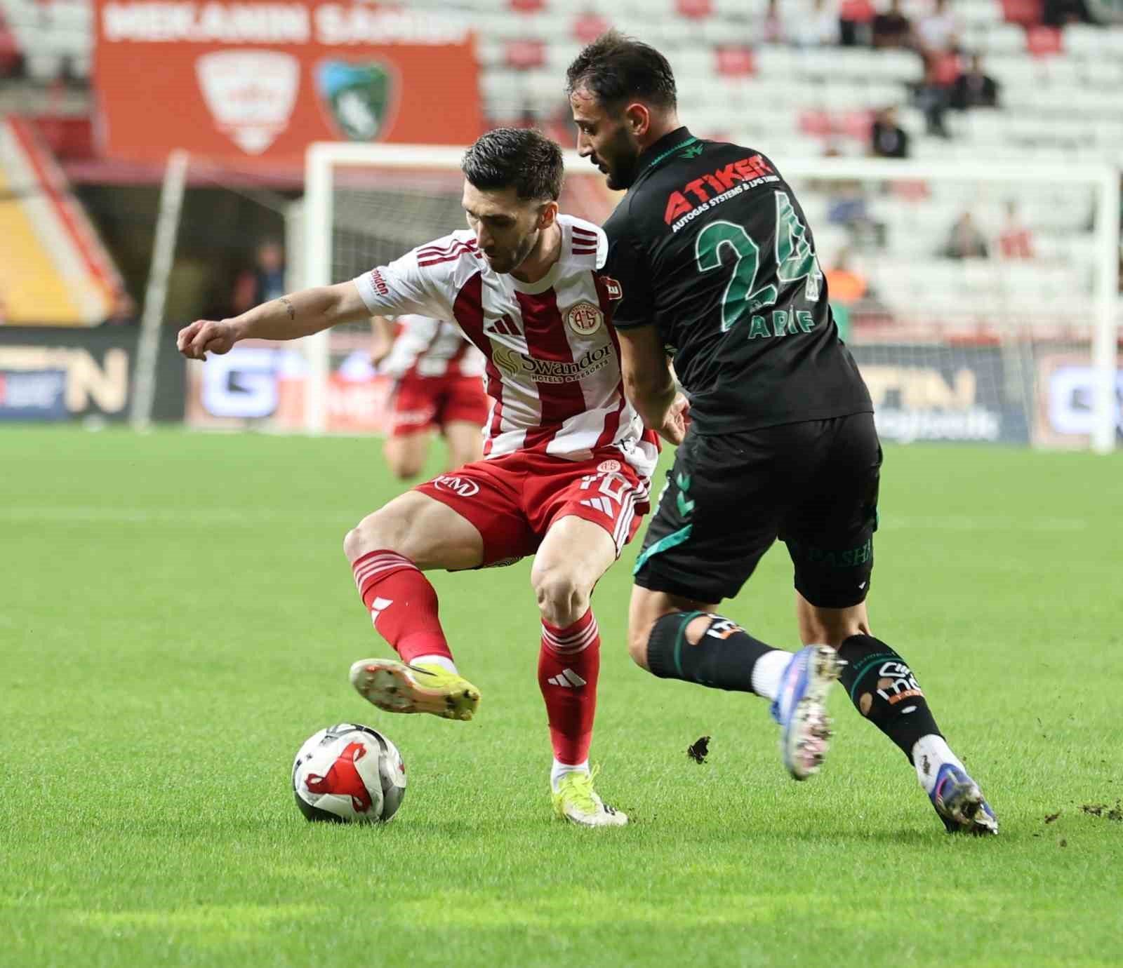 trendyol super lig antalyaspor 0 konyaspor 0 ilk yari 13 753L2K7c