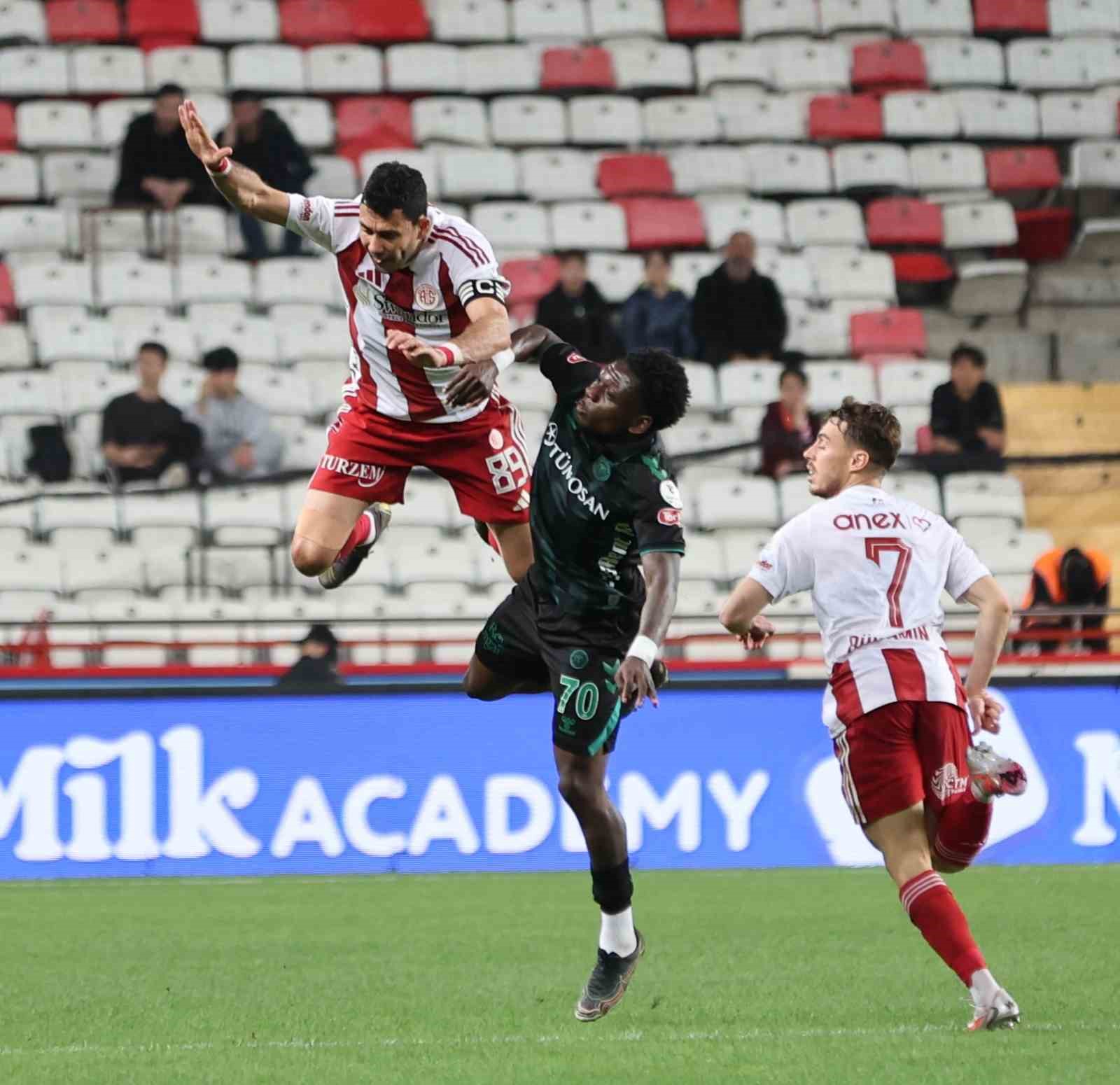 trendyol super lig antalyaspor 0 konyaspor 0 ilk yari 9 EjS8luN7