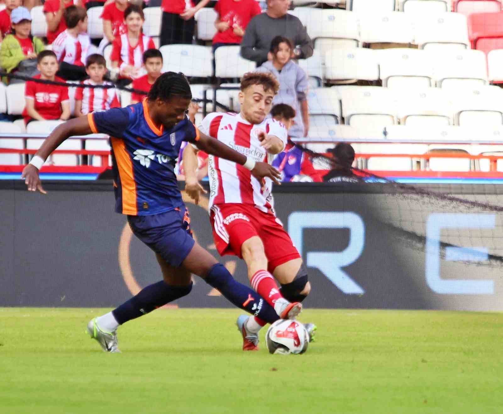trendyol super lig antalyaspor 0 rams basaksehir 2 ilk yari 0 2lKSrkcN