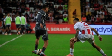 trendyol-super-lig-antalyaspor-1-besiktas-3-mac-sonucu-3GQ9SMin.jpg