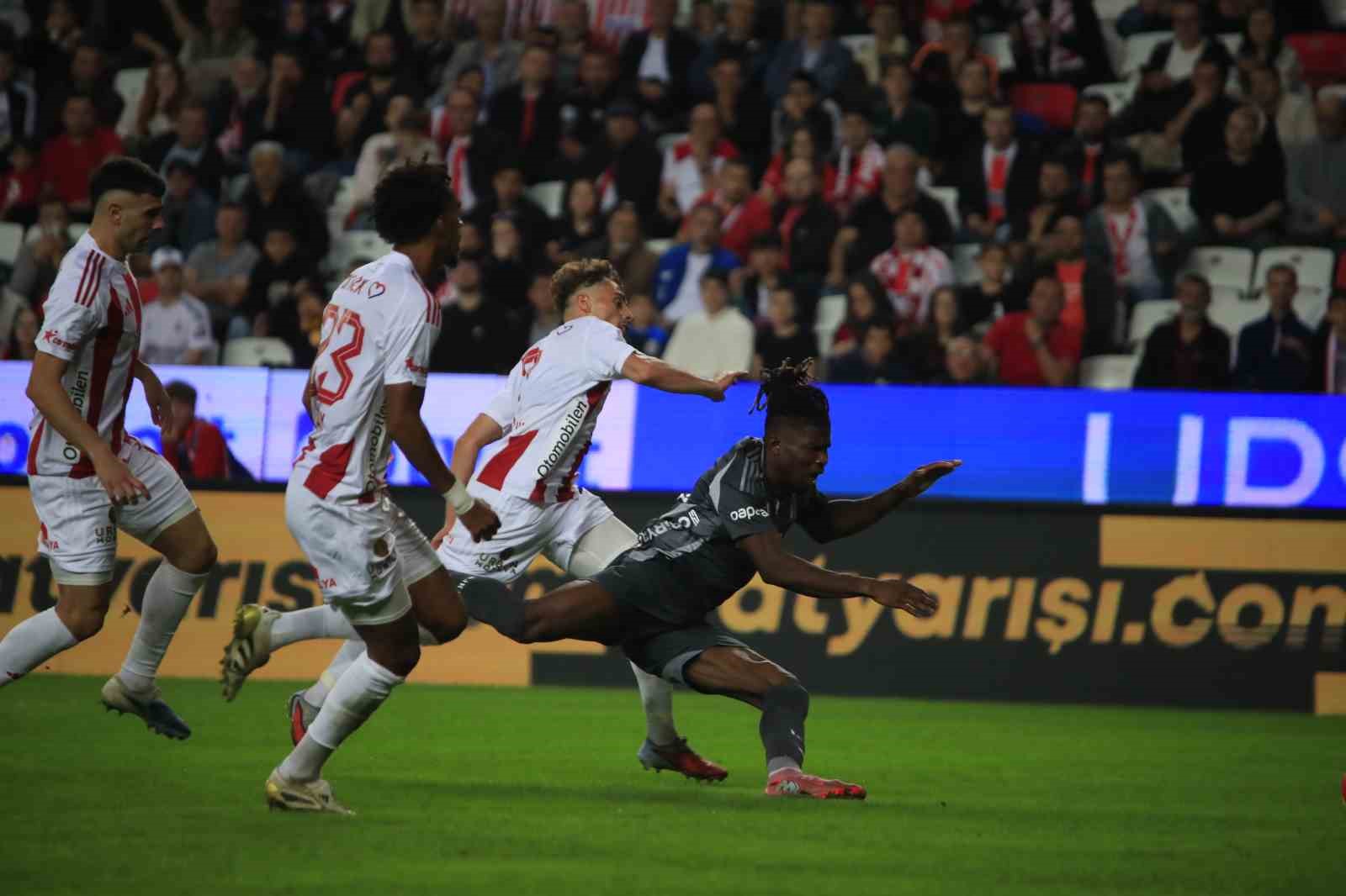 trendyol super lig antalyaspor 1 besiktas 3 mac sonucu 6 55WENhjk