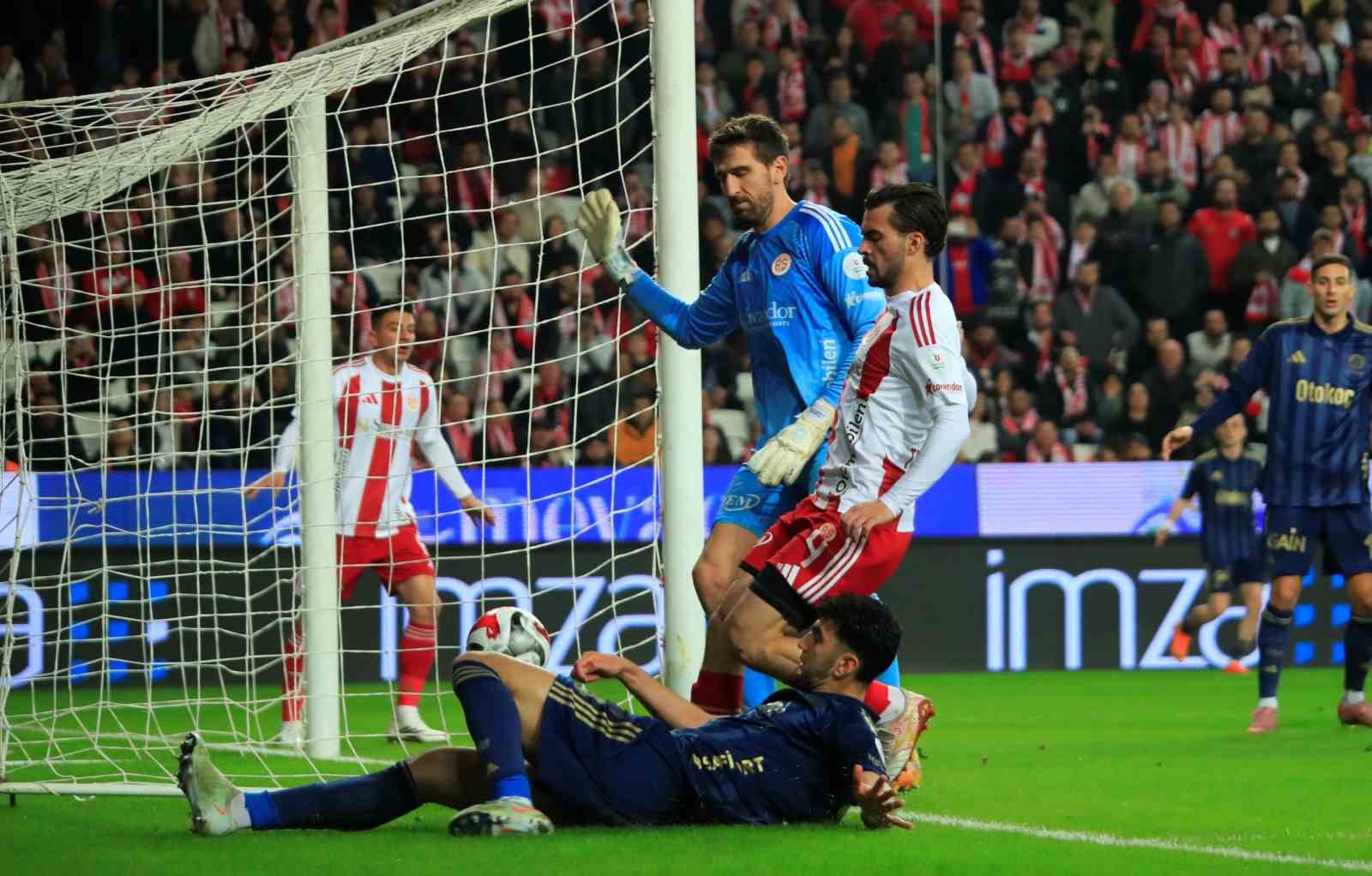 trendyol super lig antalyaspor 1 fenerbahce 0 ilk yari 7
