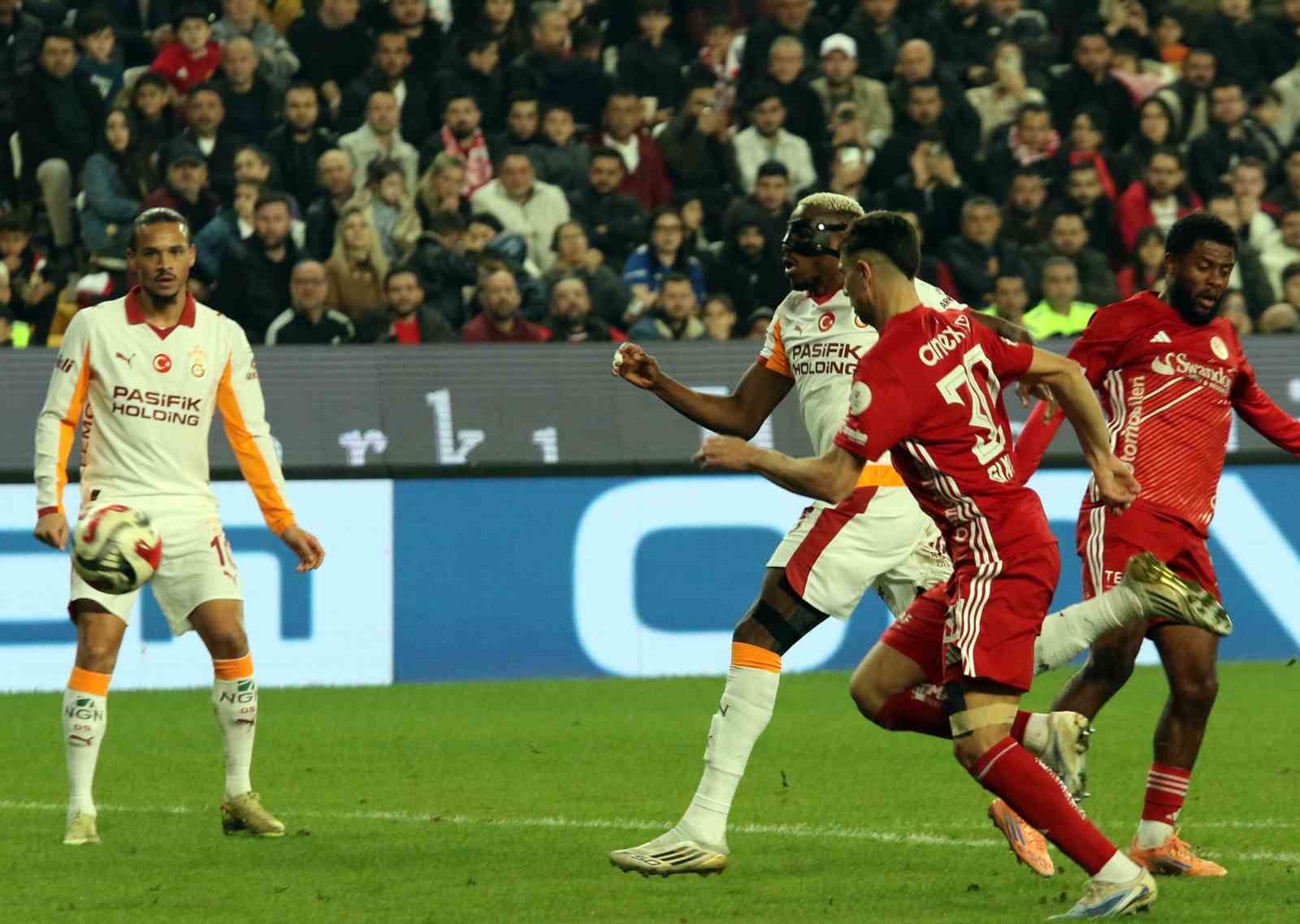 trendyol super lig antalyaspor 1 galatasaray 4 mac sonucu 7 q9yb8Qja