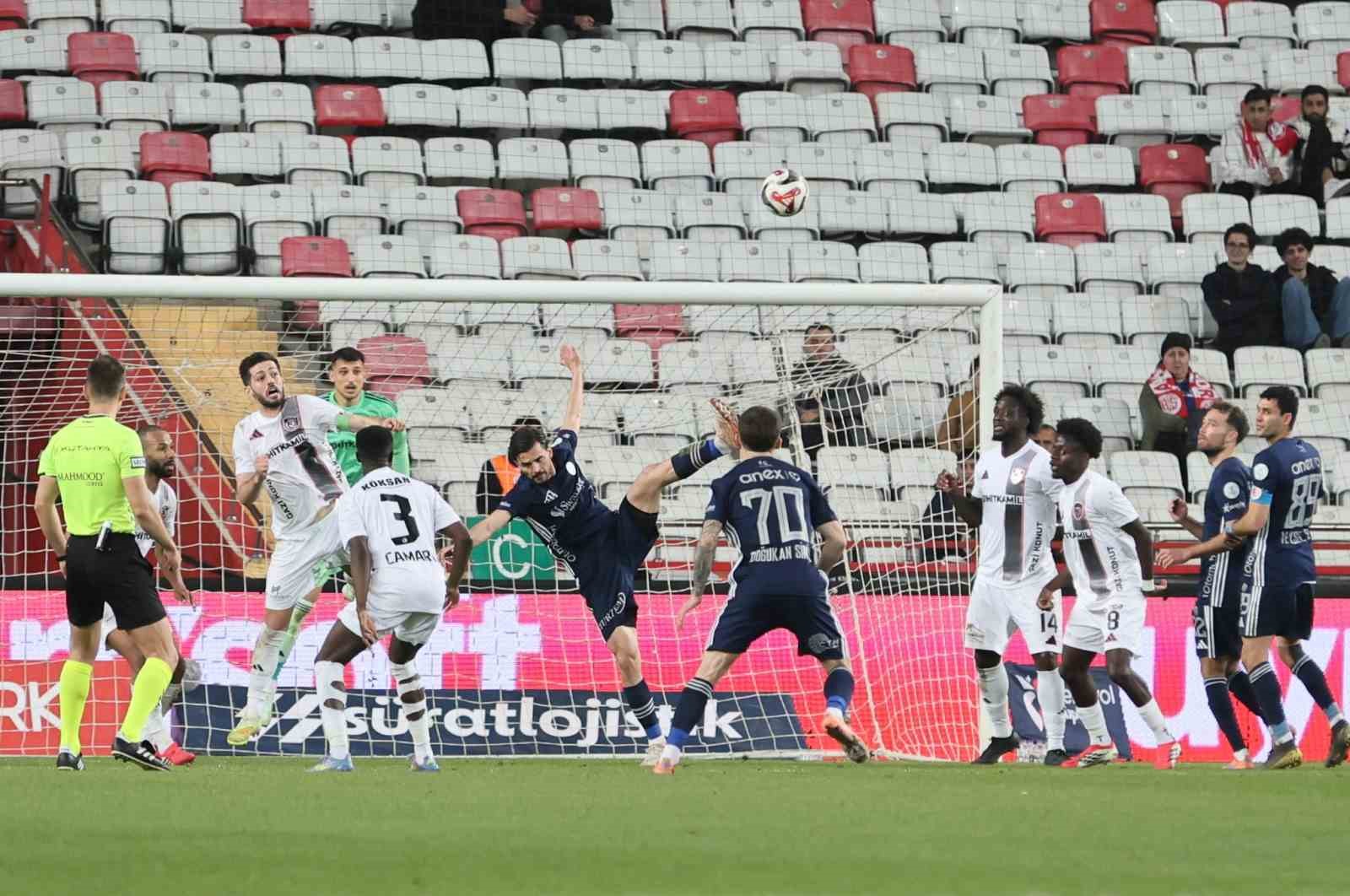 trendyol super lig antalyaspor 1 gaziantep fk 4 mac sonucu 13 83k6H2OC