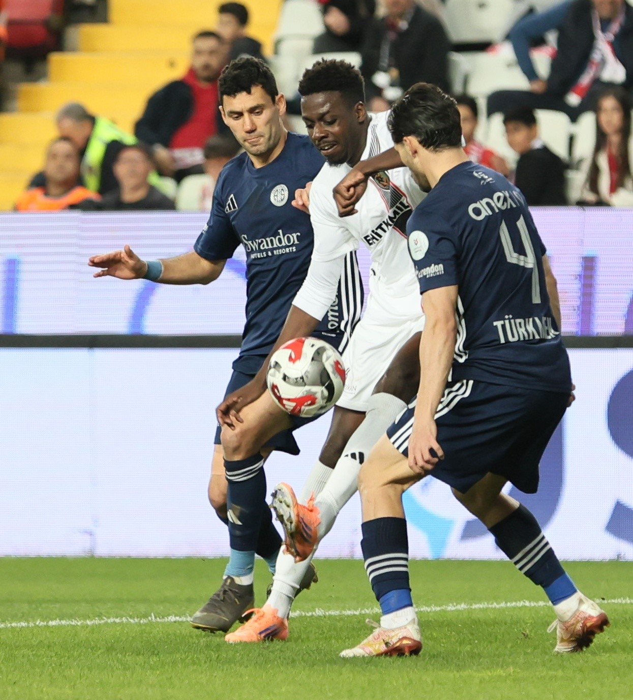trendyol super lig antalyaspor 1 gaziantep fk 4 mac sonucu 19 agXahGkO