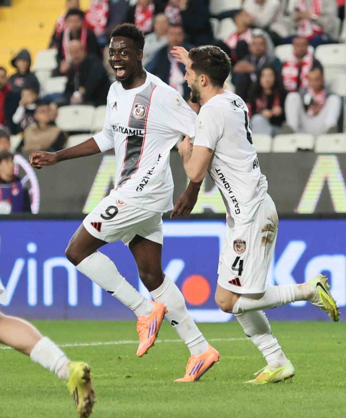 trendyol super lig antalyaspor 1 gaziantep fk 4 mac sonucu 20 cjiBSW6s