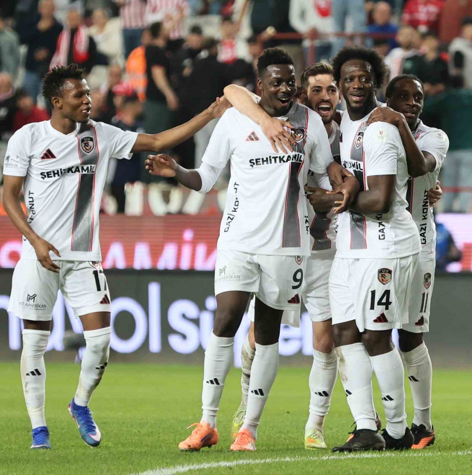 trendyol super lig antalyaspor 1 gaziantep fk 4 mac sonucu 23 IwdGbu9i